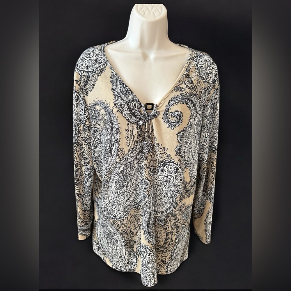 Jaclyn Smith Women’s Top XXL V-Neck Camel Cream Brown Color